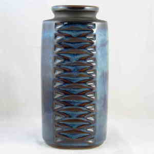 vase desgned by einar johansen blue series  for soholm ceramics bornholm